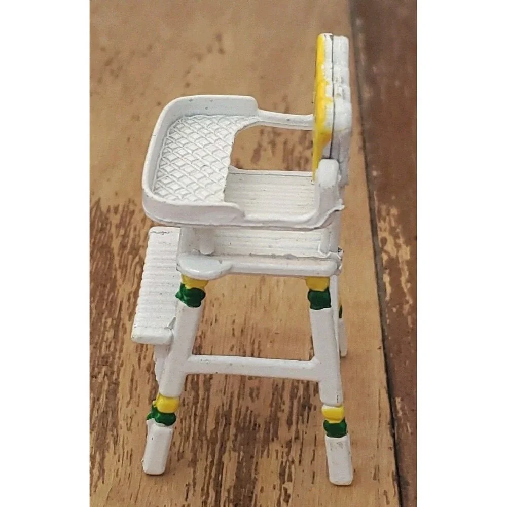 Vintage Durham Industries 1977 Die Cast Metal Baby Highchair Doll Playhouse Toy